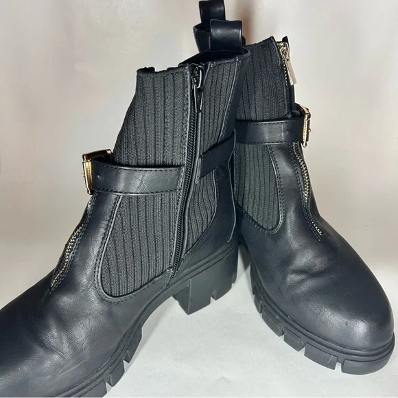 Black faux leather side knit zip up boots - Picture 6 of 8